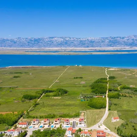 Stancija Privlaka 2 With Heated Pol * Privlaka (Zadar)